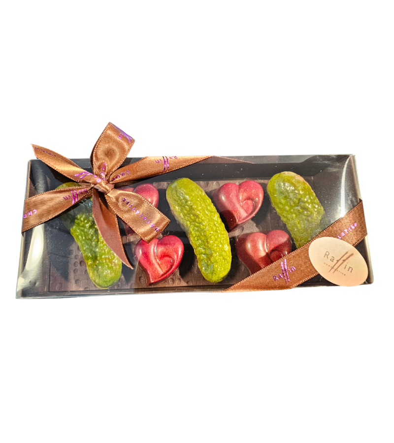 Cornichons und Herzen Schokolade Schachtel 7 Stk Cornichons und Herzen Schokolade Schachtel 7 Stk